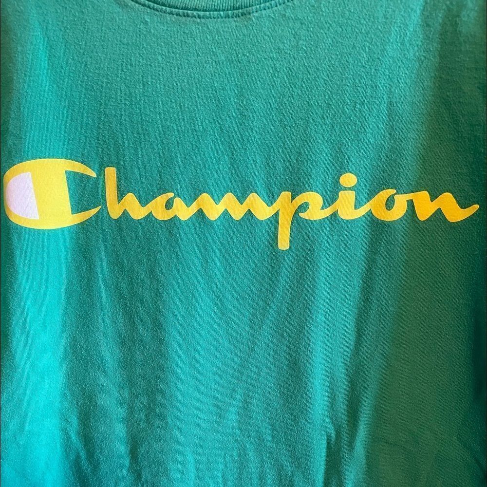 Mens Champion t shirt sz M